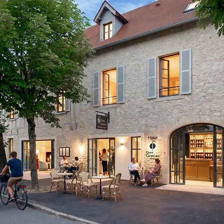 Chez Gratien Bistro 4*