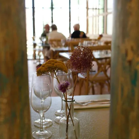 Chez Gratien Bistro Hotel